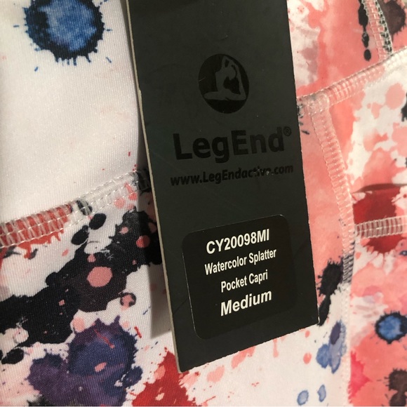 New LegEnd active leggings capri length - Picture 3 of 5
